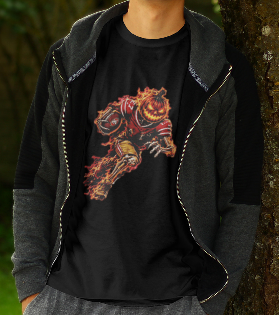 San Francisco 49ers Halloween Fiery Pumpkin Head Skeleton Football Player T-Shirt