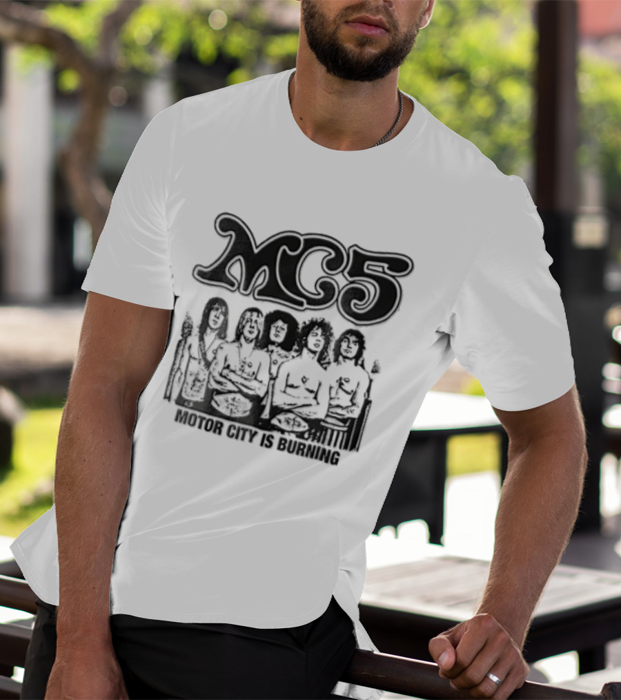 MC5 Motor City Is Burning Monochrome Halftone Band Photo T-Shirt