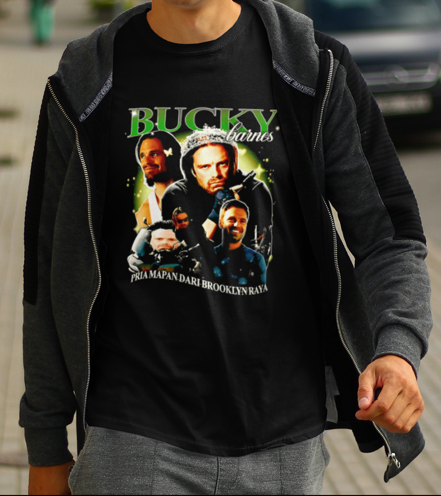 Bucky Barnes Sebastian Stan Pria Mapan Dari Brooklyn Raya Multiple Photos Crown Marvel T-Shirt