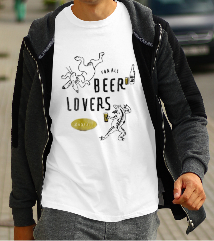 For All Beer Lovers Kanpai Choju Giga Dancing Rabbit Frog Kanpai Cheers T-Shirt