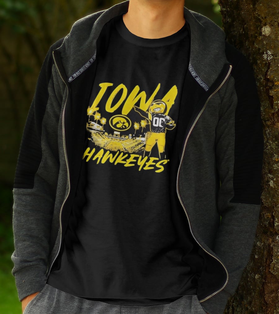 Iowa Hawkeyes 00 Mascot With Football Stadium T-Shirt
