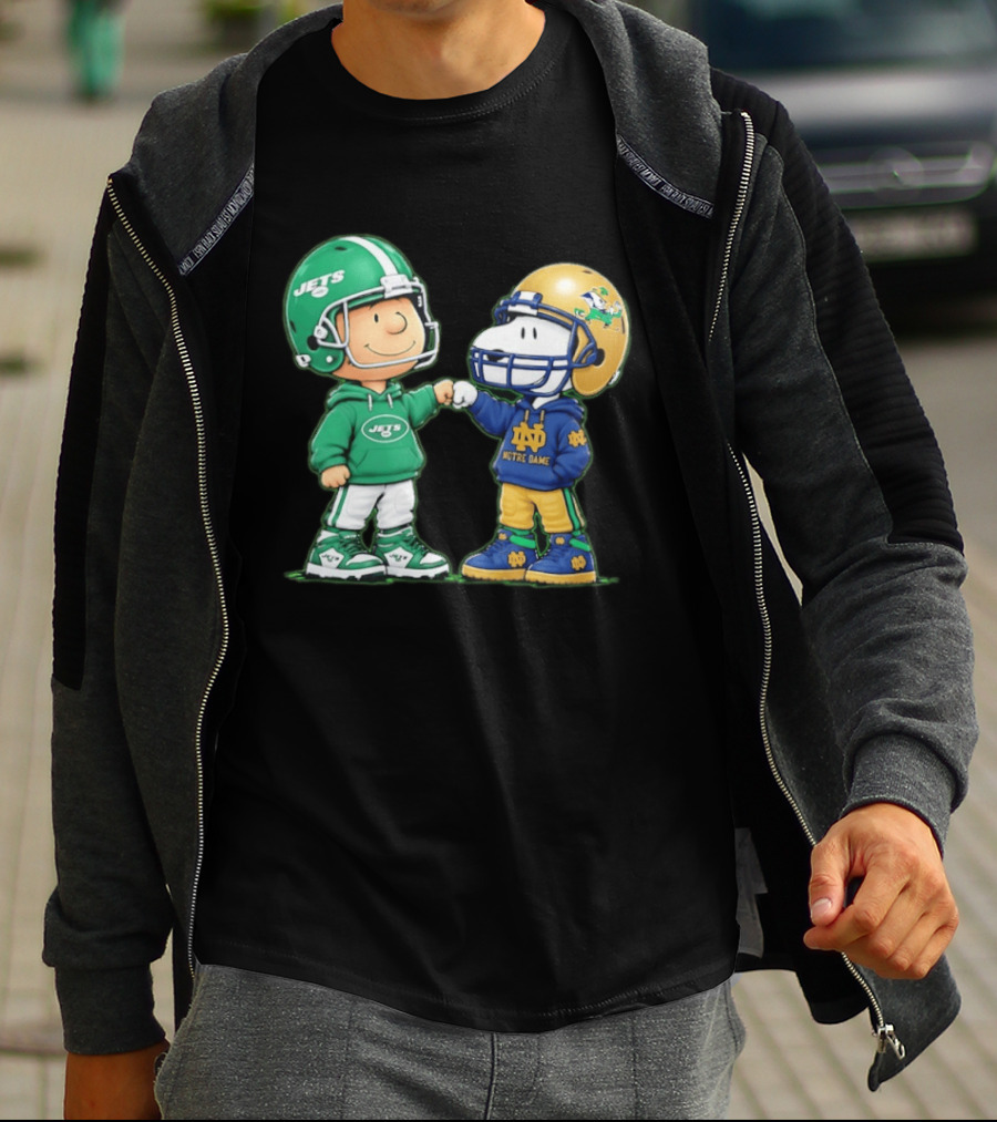 Charlie Brown Jets Snoopy Notre Dame Fist Bump T-Shirt