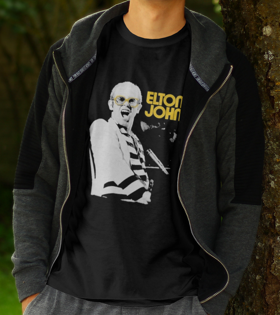 Elton John Classic Concert Series Iconic Glasses And Microphone T-Shirt