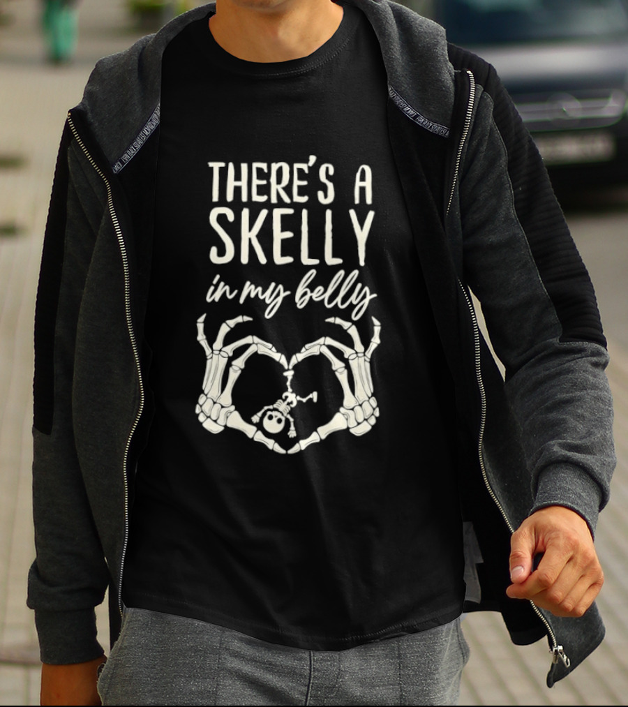 There's A Skelly In My Belly Skeleton Heart Hands Halloween Maternity T-Shirt