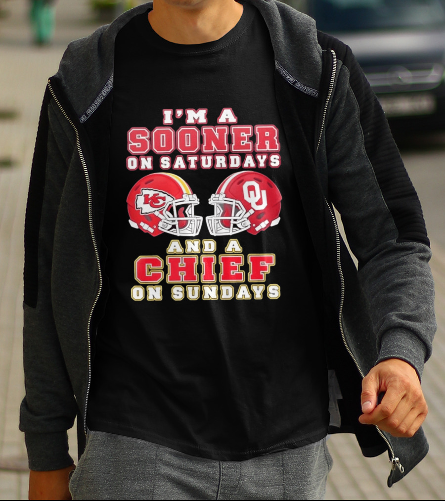 I'm A Sooner On Saturdays And A Chief On Sundays Kansas City OU Football Helmets T-Shirt