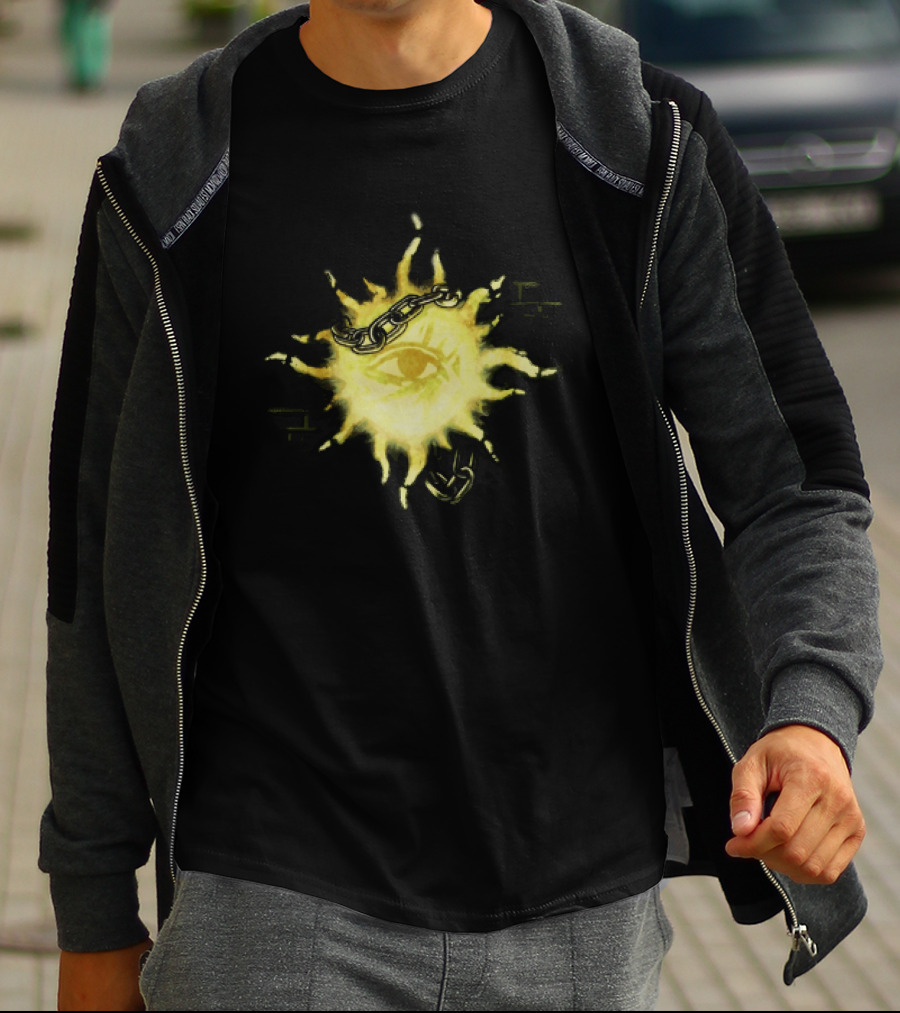 Mindcap Store Sun Eye Chains T-Shirt