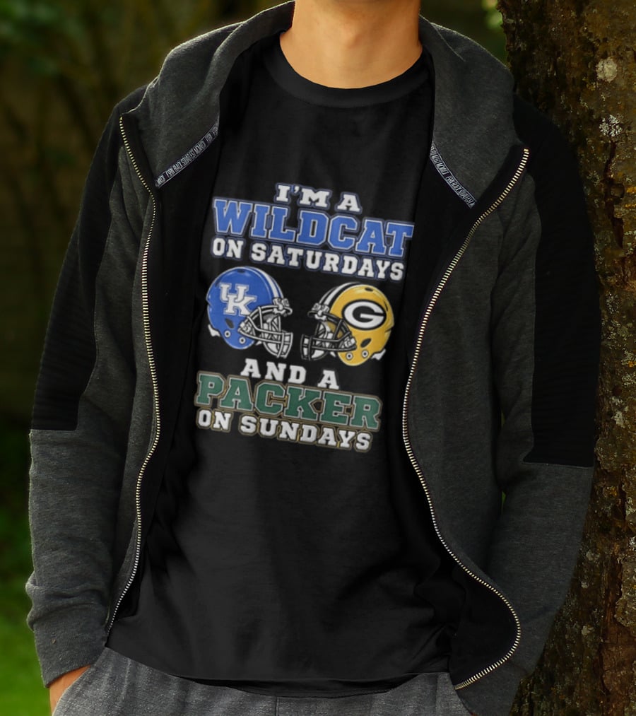 I'm A Wildcat On Saturdays UK Helmet And A Packer On Sundays G Helmet T-Shirt