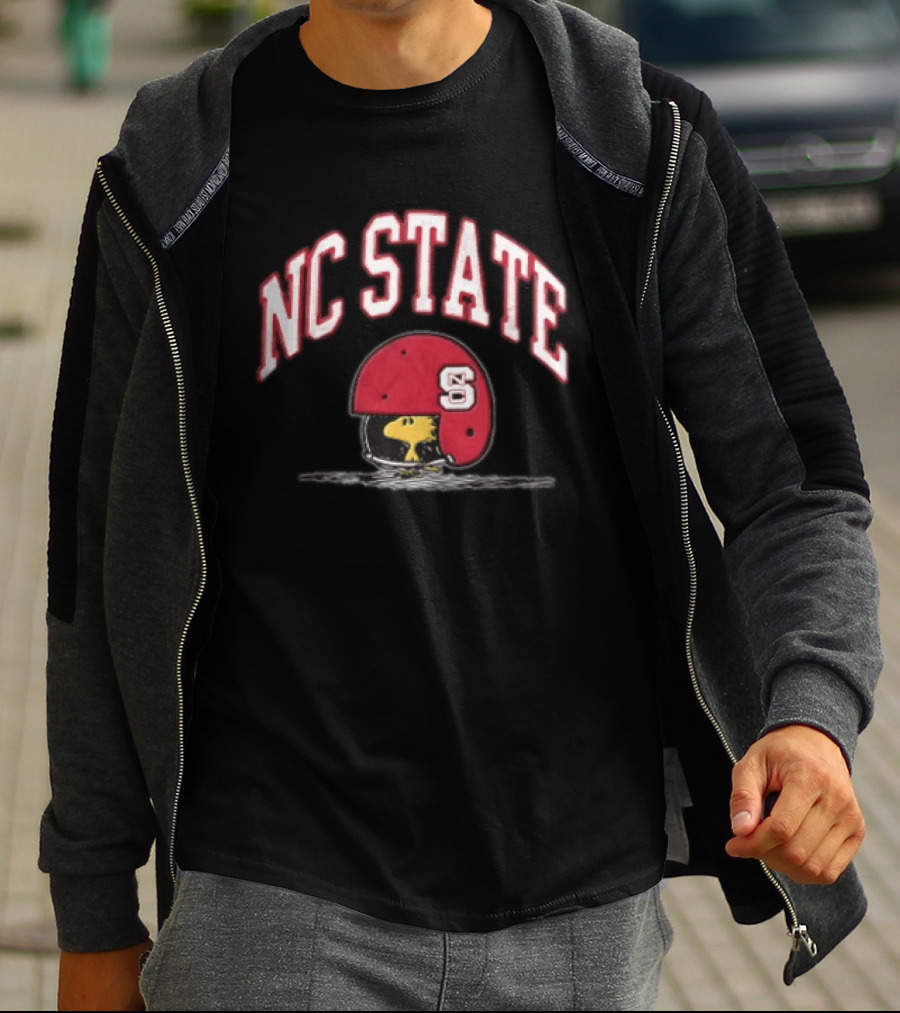 NC State Woodstock Football Helmet Cartoon Peanuts T-Shirt