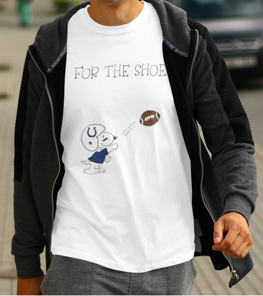 Snoopy Indianapolis Colts For The Shoe Football Sports Fans T-Shirt