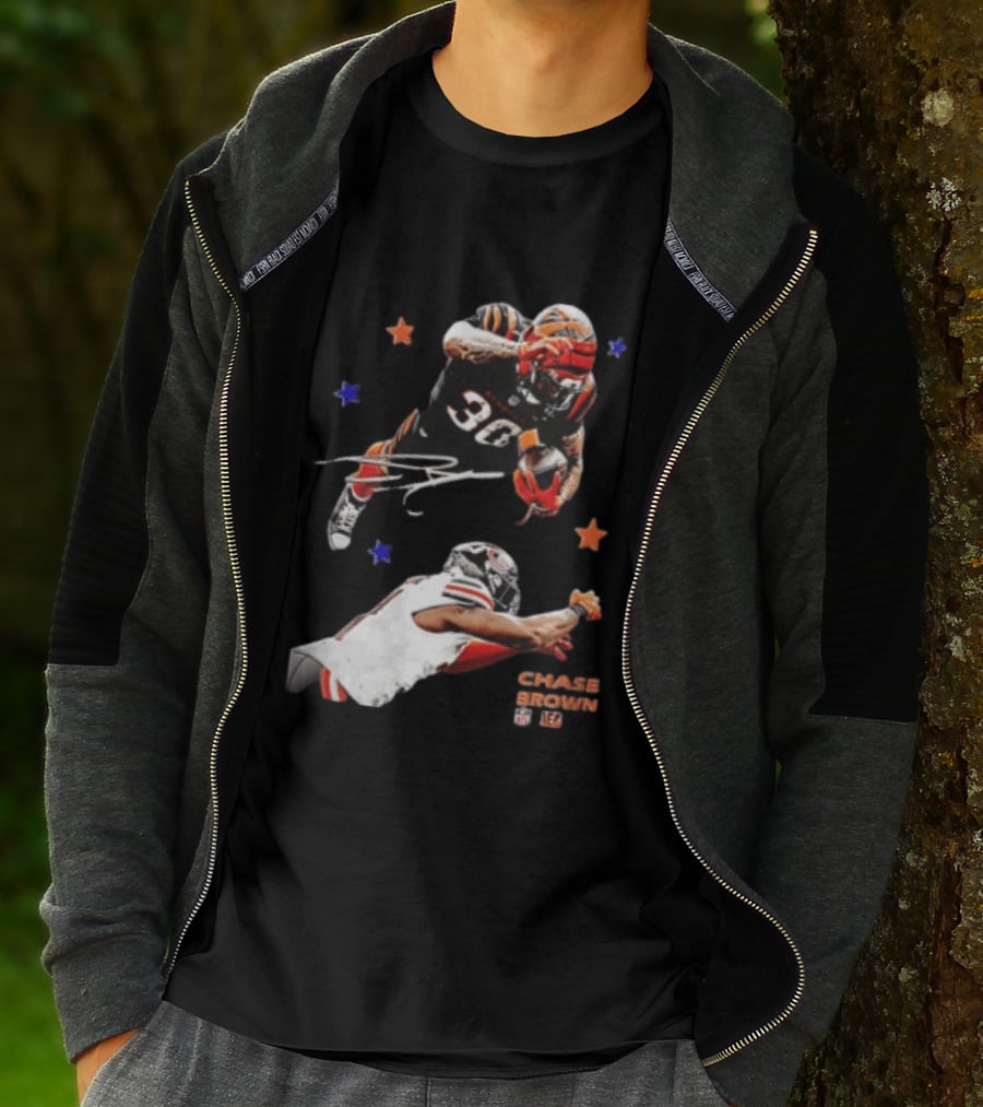 Cincinnati Bengals Chase Brown 30 Running Football Player With Stars T-Shirt