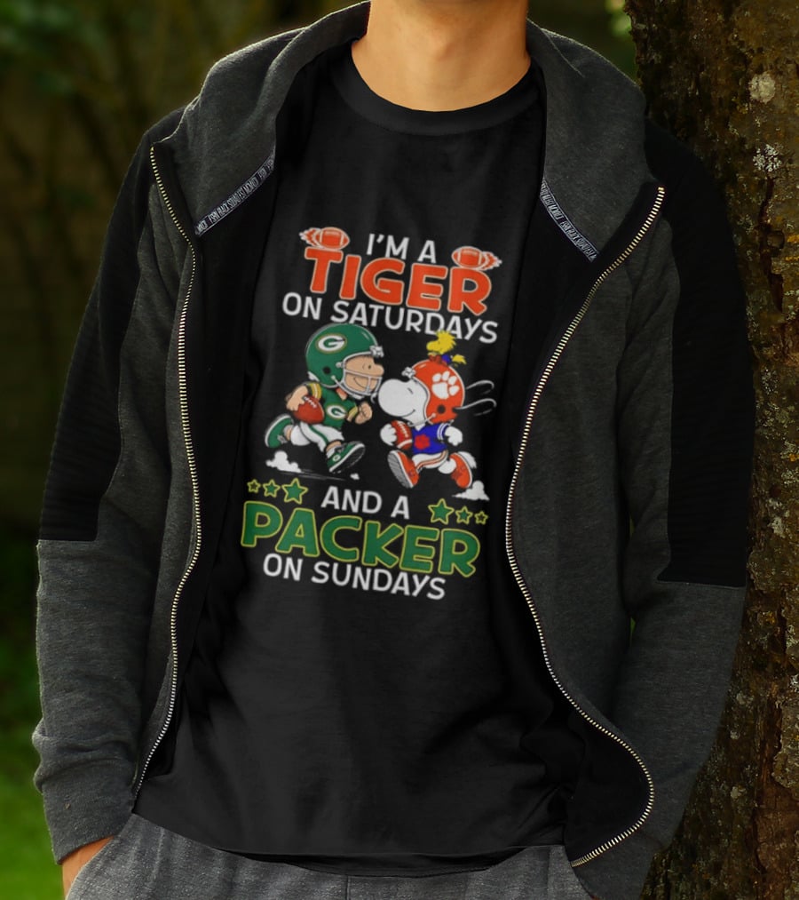 I'm A Tiger On Saturdays And A Packer On Sundays Charlie Brown Snoopy T-Shirt