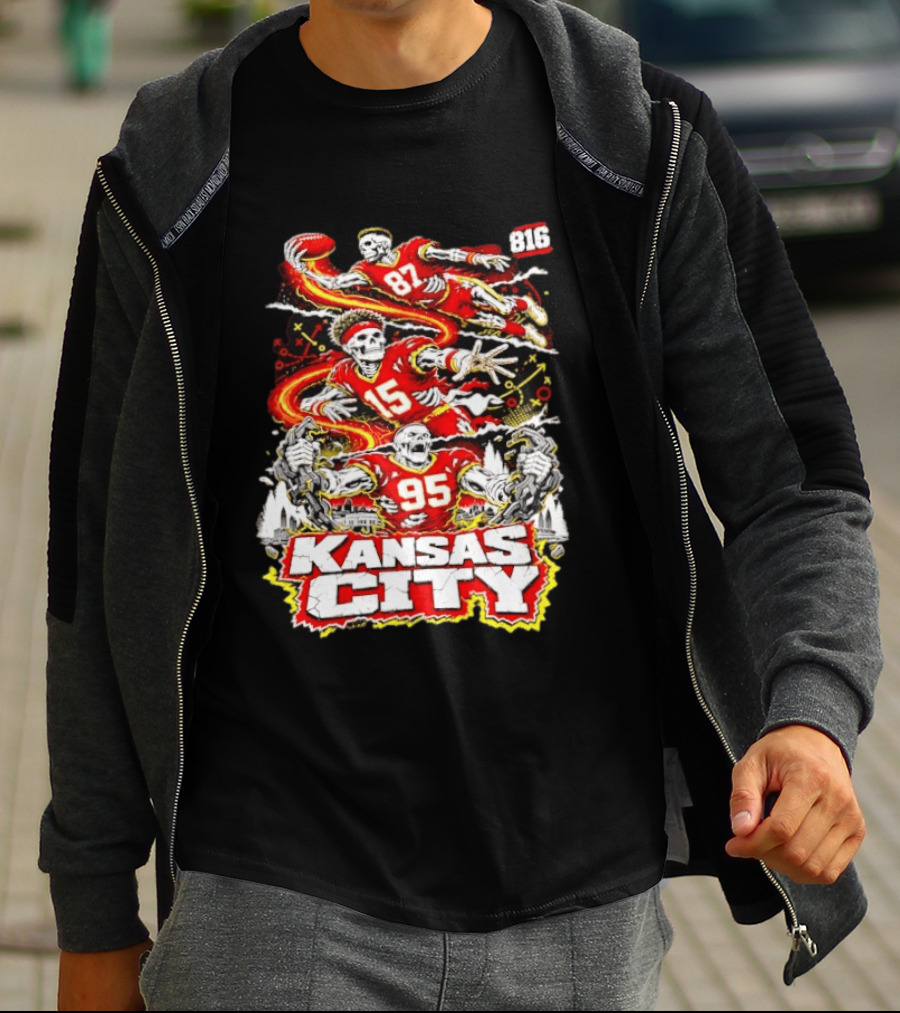 Kansas City Chiefs Skeleton Players Halloween 87 95 15 816 T-Shirt