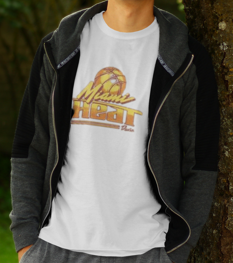 Miami Heat Store Court Culture X Duvin Sundown Vintage Basketball T-Shirt