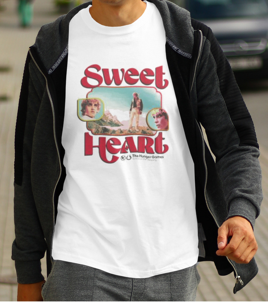 Lions Gate Store The Hunger Games Sunrise On The Reaping Sweetheart Vintage Style Scene T-Shirt
