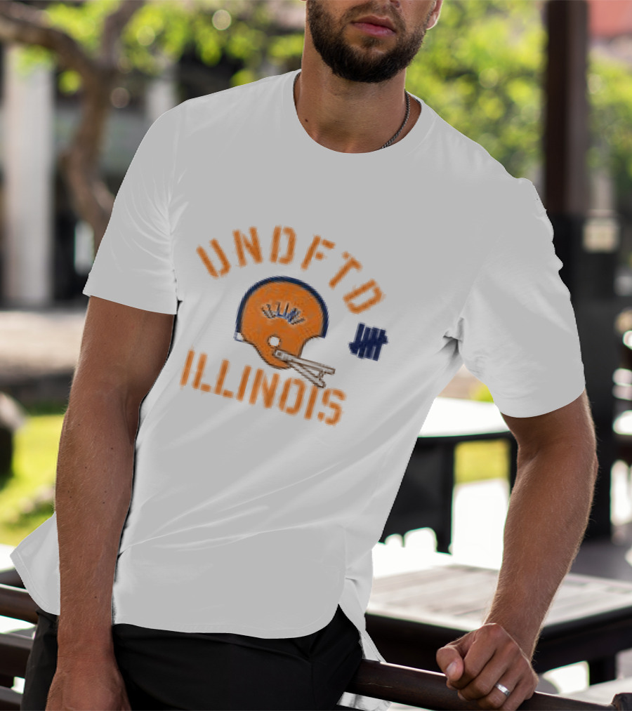 Undefeated Illinois Vintage Football Helmet And Stars T-Shirt