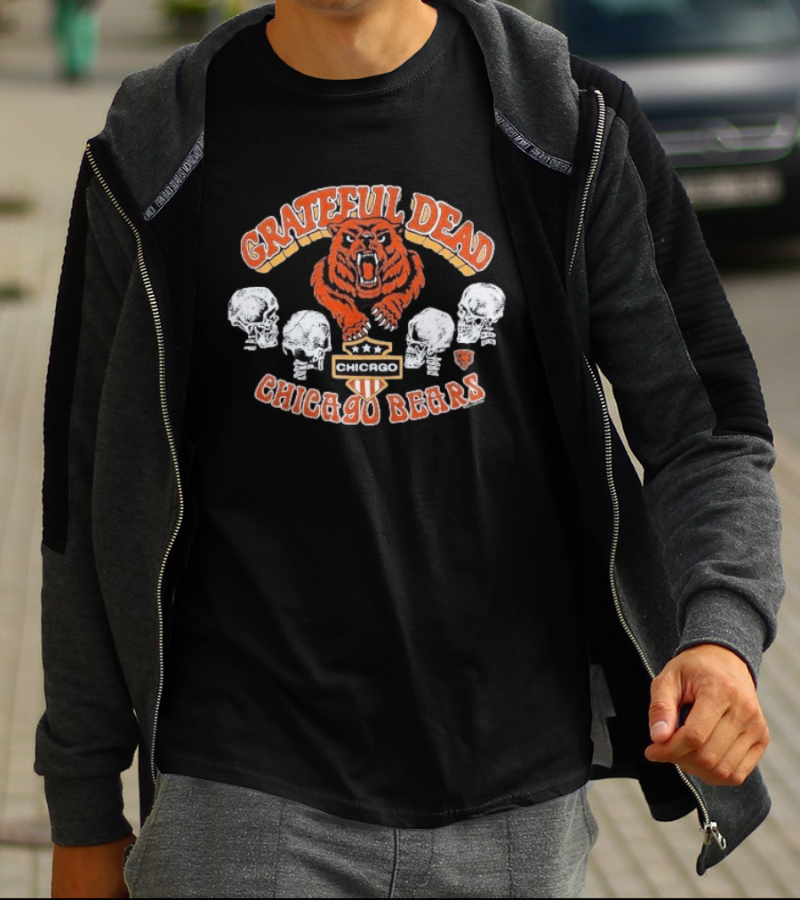 Grateful Dead Chicago Bears Skulls Collaboration T-Shirt
