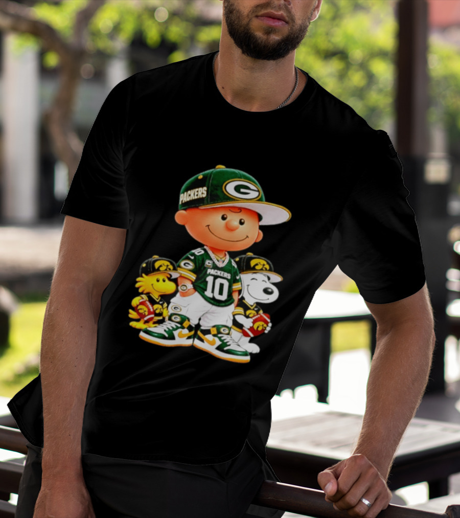 Charlie Brown Snoopy Woodstock Green Bay Packers 10 Jersey Football Fan T-Shirt