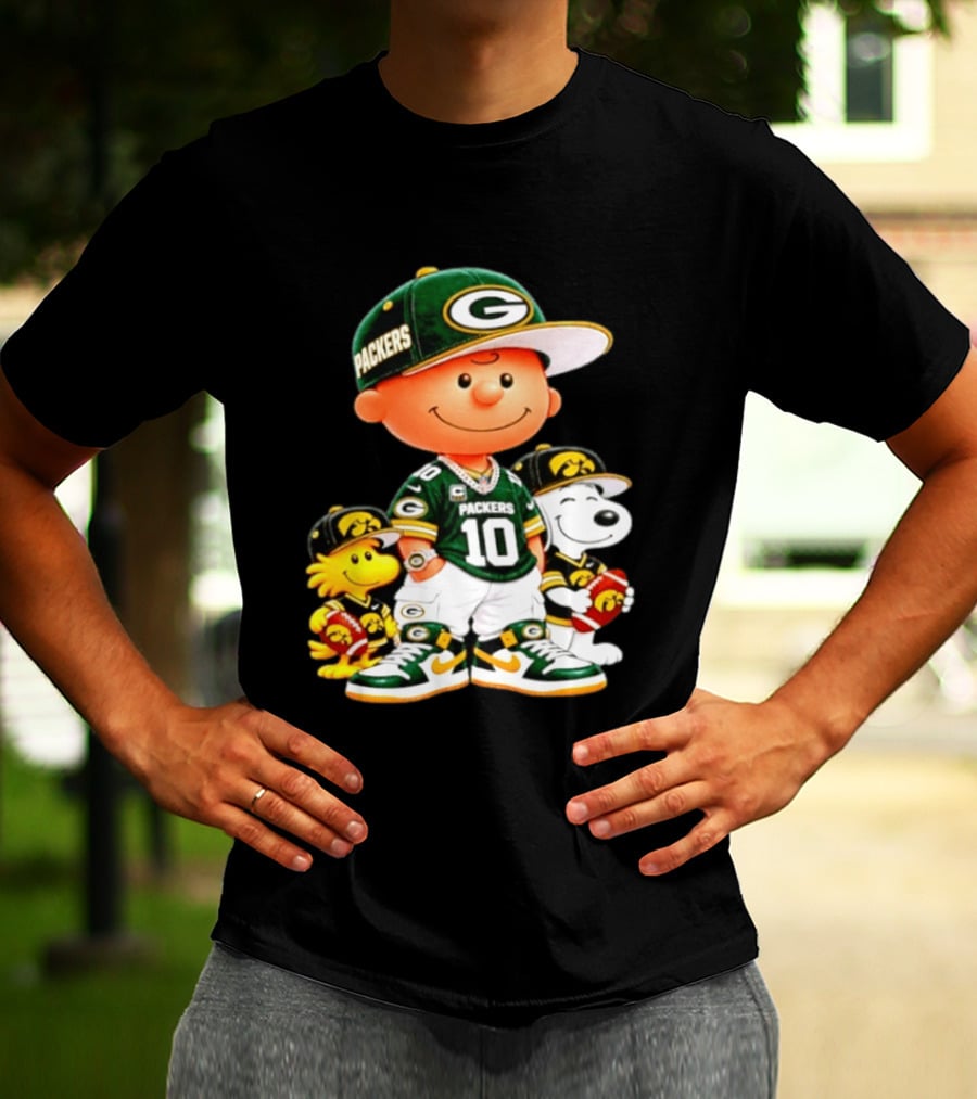 Charlie Brown Snoopy Woodstock Green Bay Packers 10 Jersey Football Fan T-Shirt