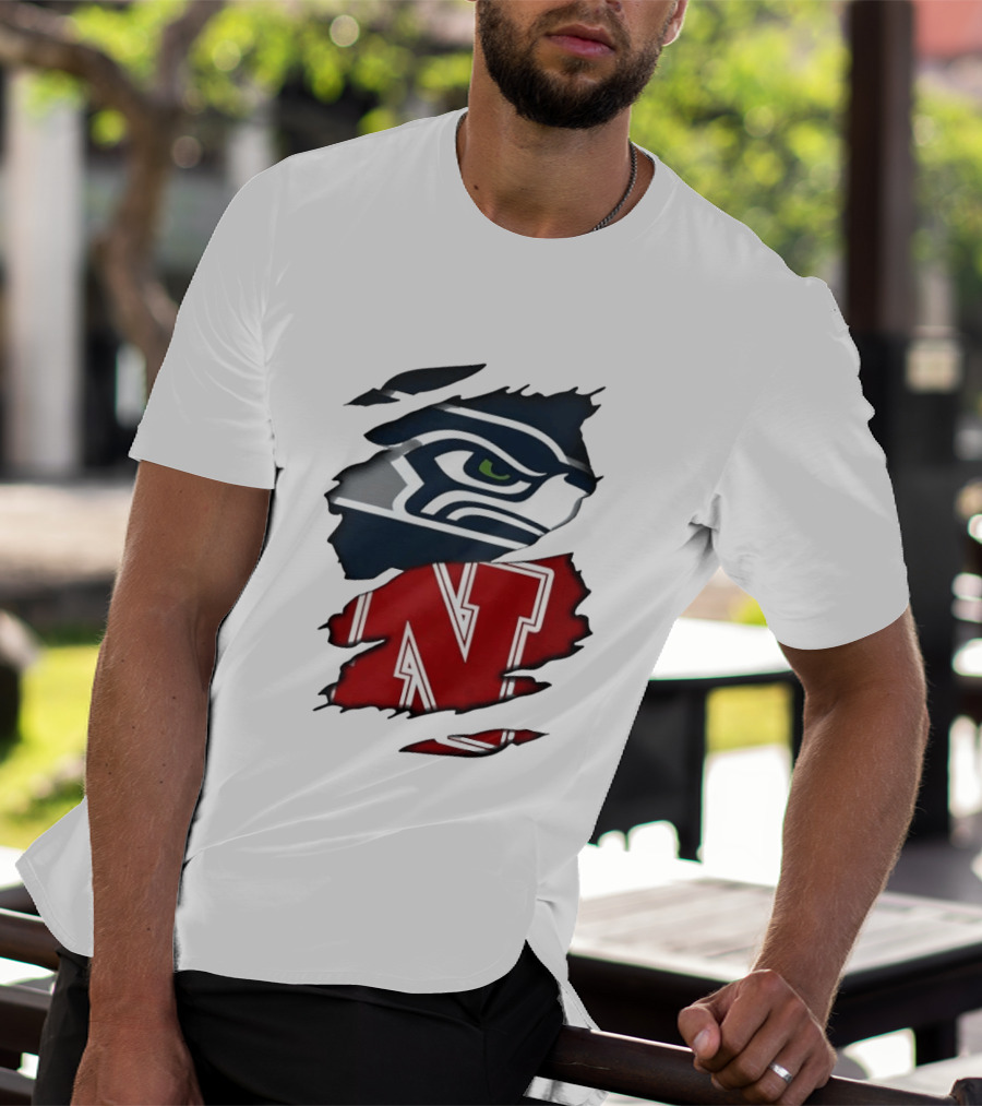 Seattle Seahawks And Nebraska Cornhuskers Split Torn Fabric Blend T-Shirt