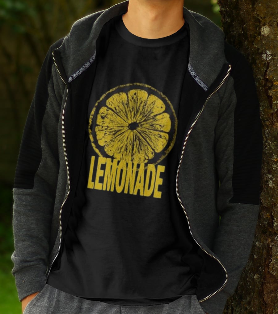 Louis Tomlinson Store Lemonade Black Vintage Citrus Slice Retro Music Fan Merchandise T-Shirt