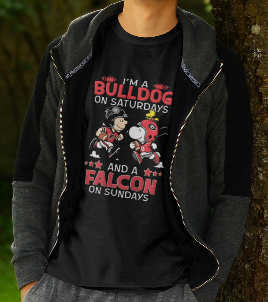 I'm A Bulldog On Saturdays And A Falcon On Sundays Charlie Brown Snoopy Woodstock Sports Fan Gear T-Shirt