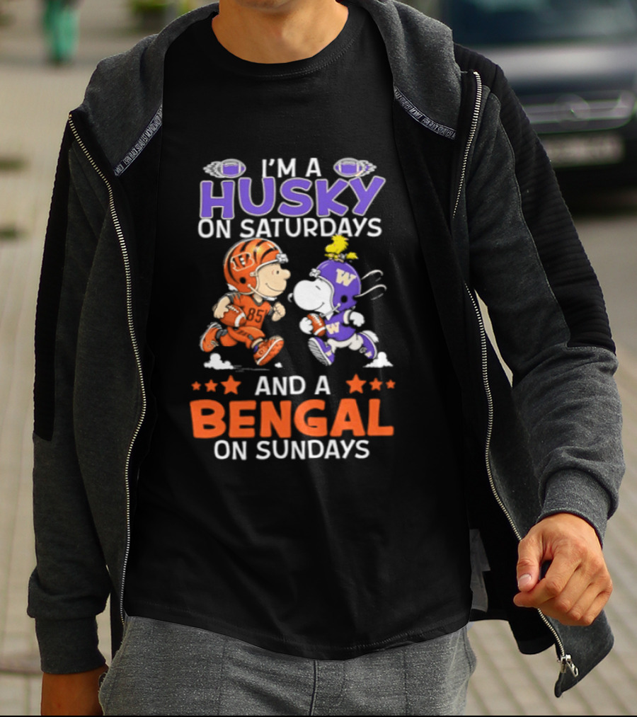I'm A Husky On Saturdays And A Bengal On Sundays Snoopy And Charlie Brown Football Fan Days T-Shirt
