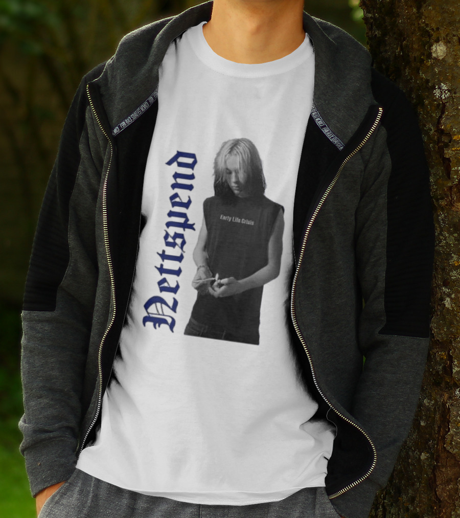 Nettspend Early Life Crisis Old English T-Shirt