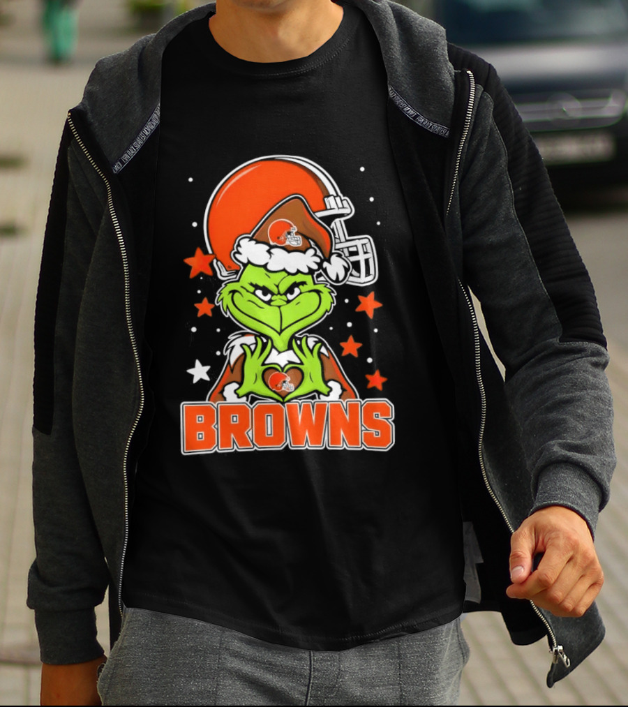 Grinch Heart Love Cleveland Browns Christmas Football T-Shirt