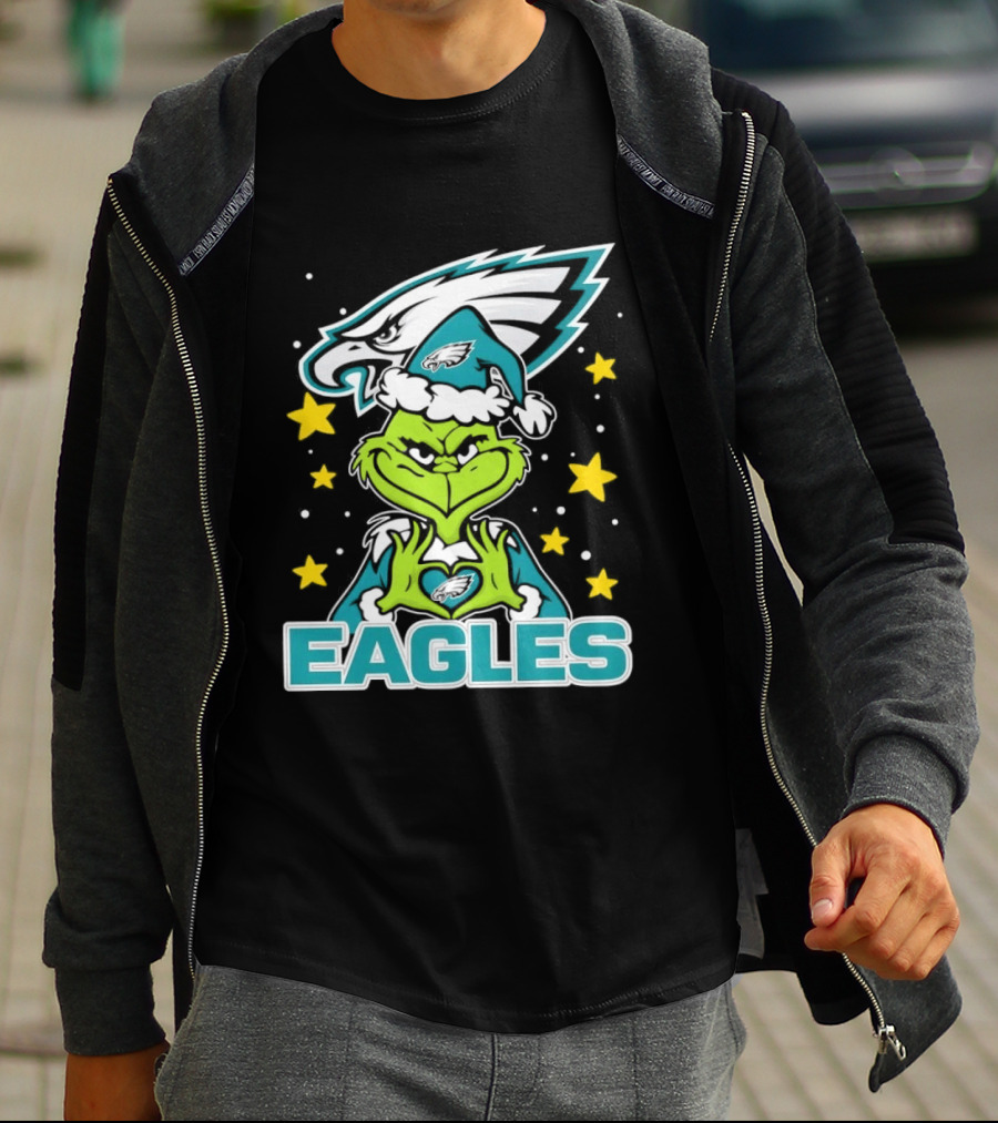 Philadelphia Eagles Christmas Grinch Heart Love T-Shirt