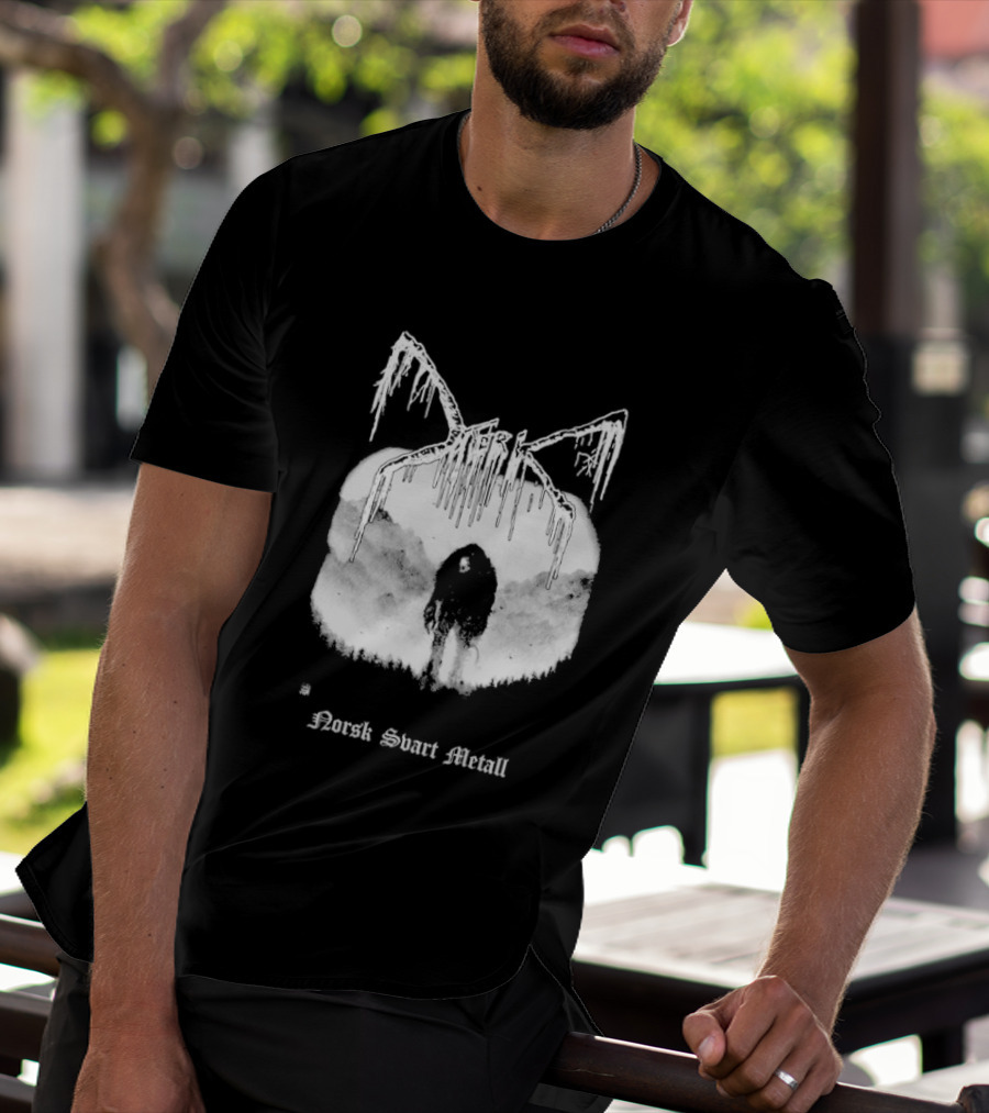 Mork Norsk Sbart Metal Skull Bat T-Shirt