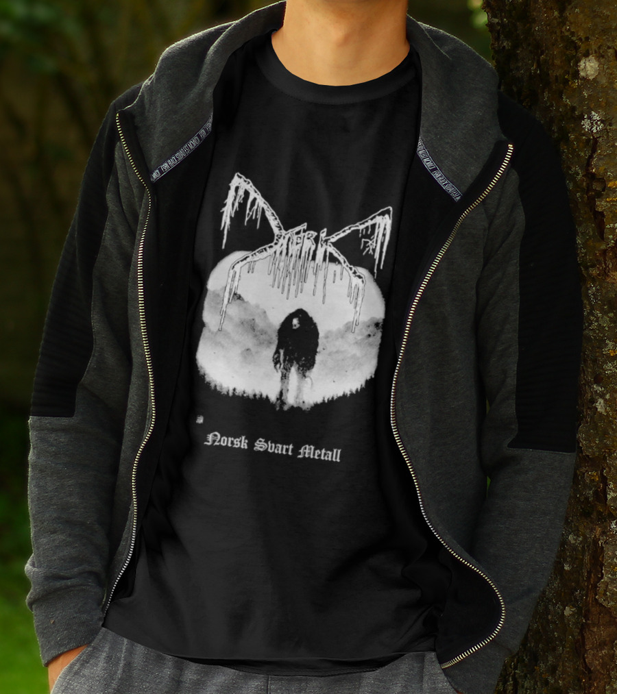 Mork Norsk Sbart Metal Skull Bat T-Shirt