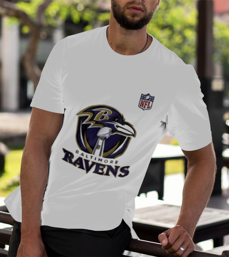Baltimore Ravens Lamar Jackson 8 NFL Logo Ravens Football T-Shirt