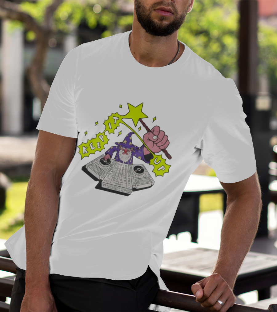 Wizard DJ Keep It Up Music Producer DJing Magic Spell Turntable Controller T-Shirt