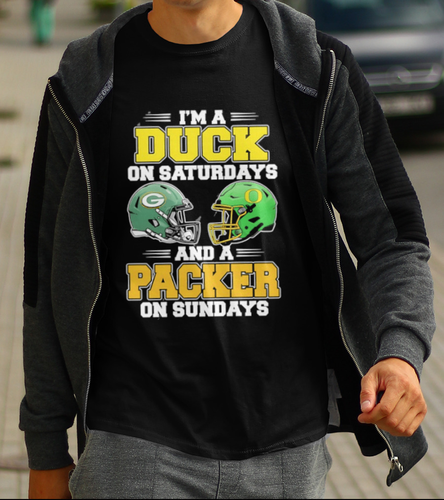 I'm A Duck On Saturdays And A Packer On Sundays Green Bay Oregon Football Helmets T-Shirt