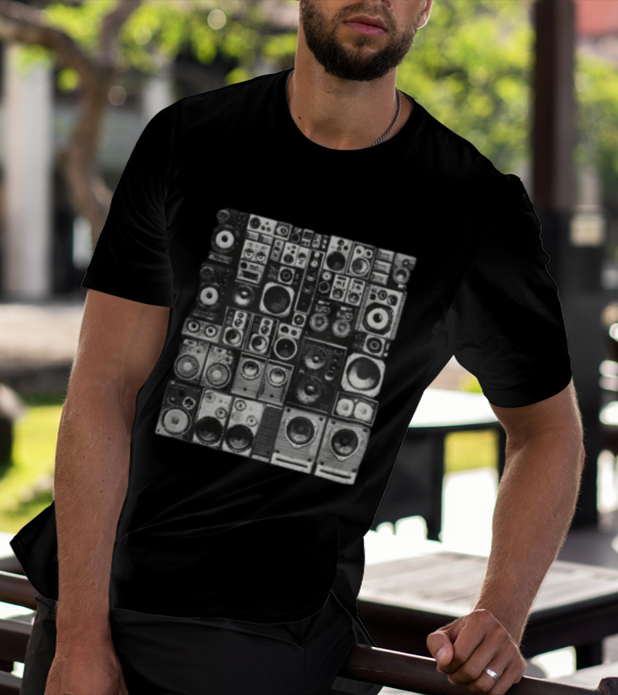 Many Vintage Audio Speaker Cabinets Retro Sound System T-Shirt