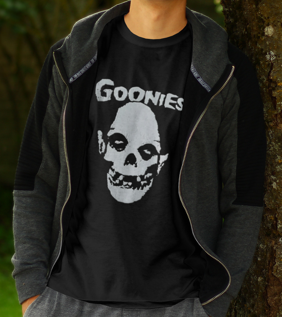 GOONIES Skull T-Shirt