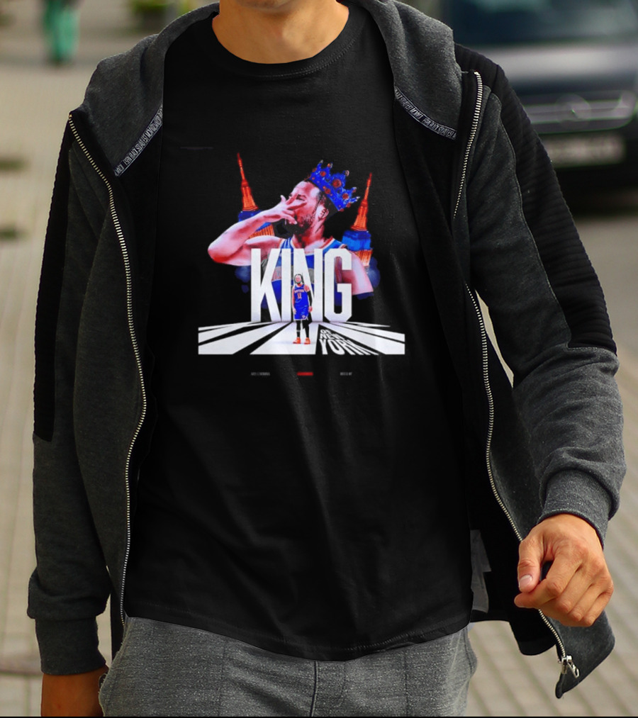 King Of New York Jalen Brunson Crown Basketball Statue Liberty Skyline T-Shirt