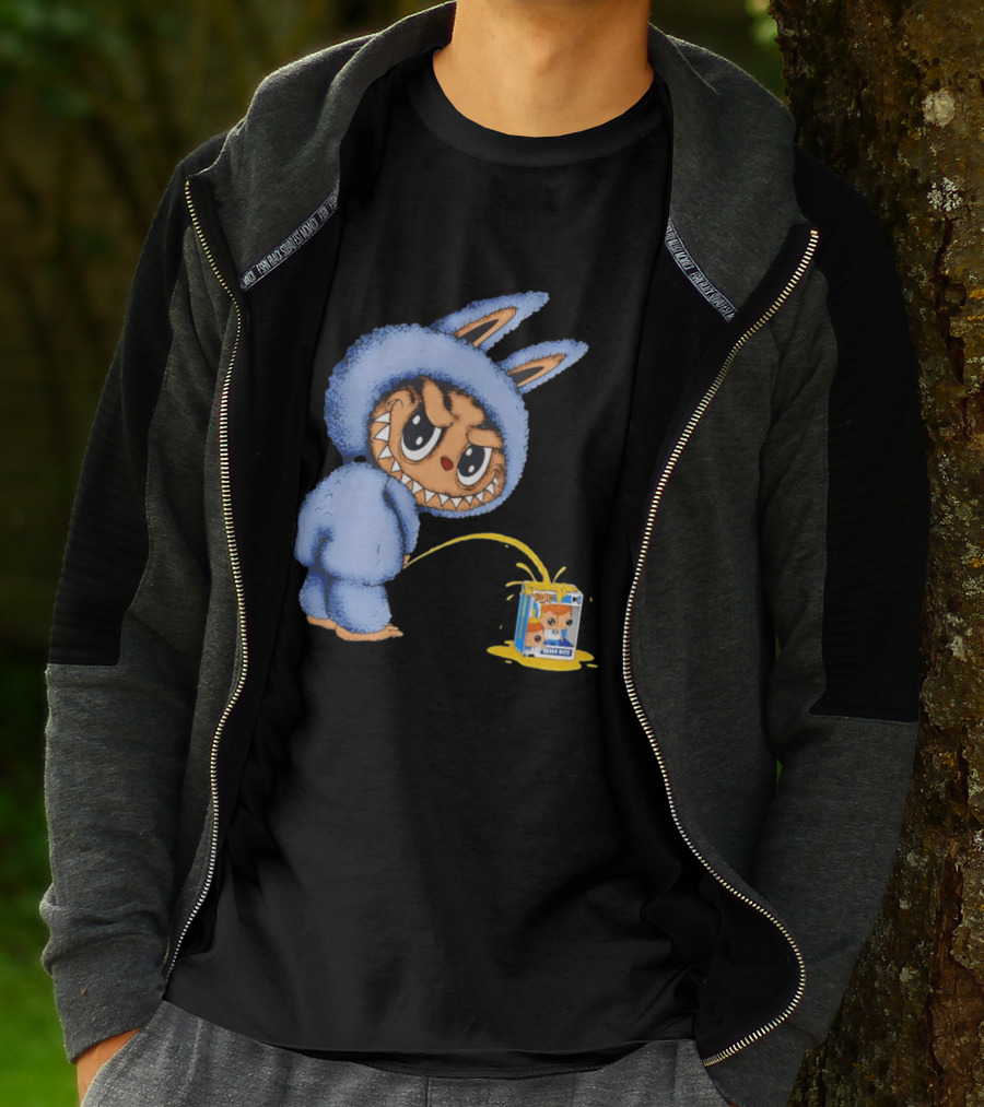 Labubu Peeing On Pop Figures Juice Box Fun Concept T-Shirt