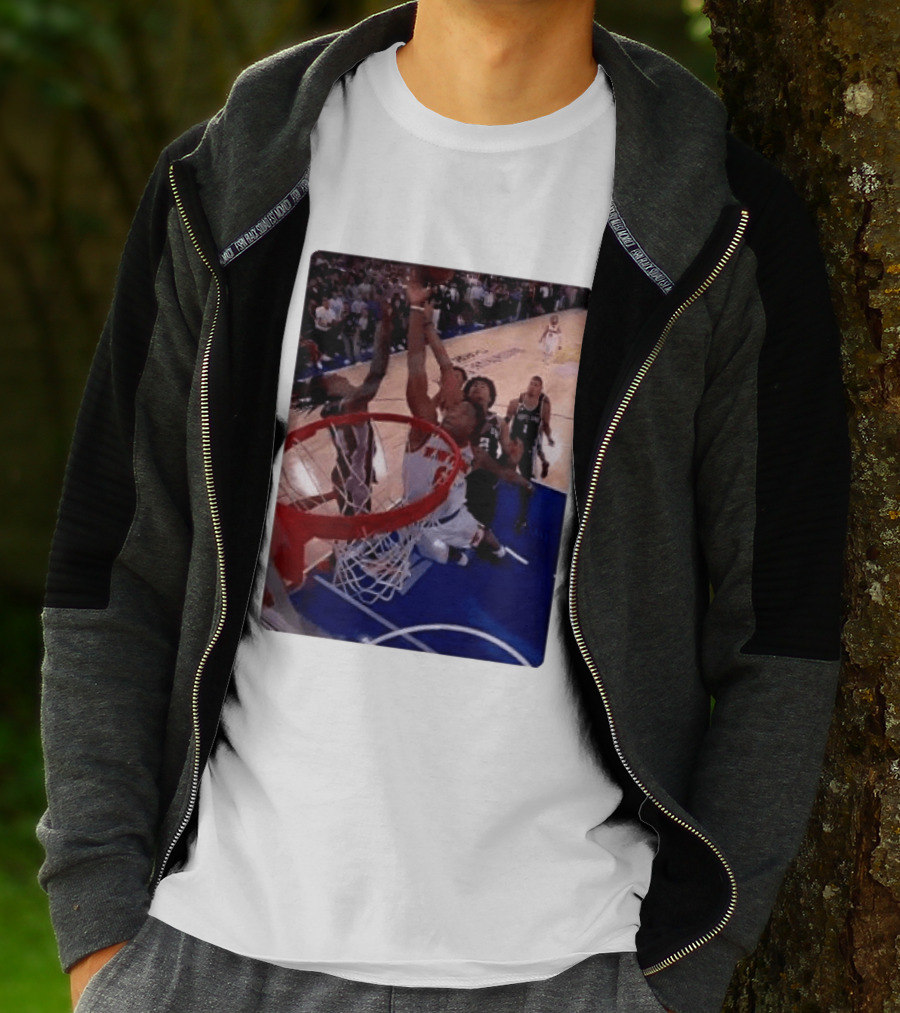 OG Anunoby Laocoon Knicks Game 4 Basketball Moment T-Shirt