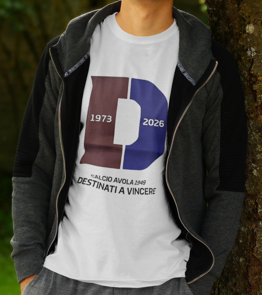 Calcio Avola 1949 Destinati A Vincere 1973 2026 T-Shirt