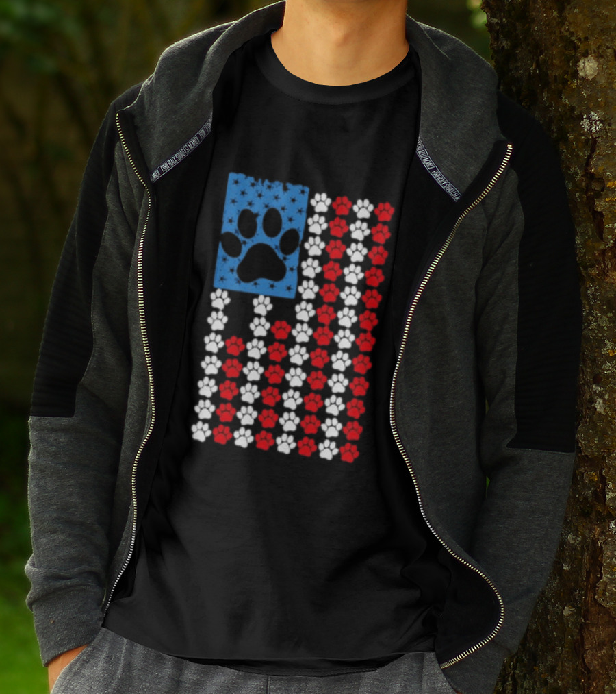 American Flag Paw Print Patriotic Animal Lover Dog Cat Pet Iconic USA Pride T-Shirt
