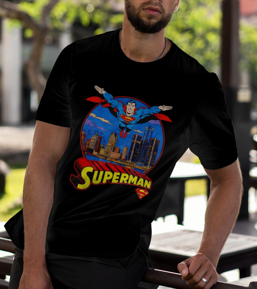 Superman Flying Over Detroit Skyline Vintage Comic T-Shirt