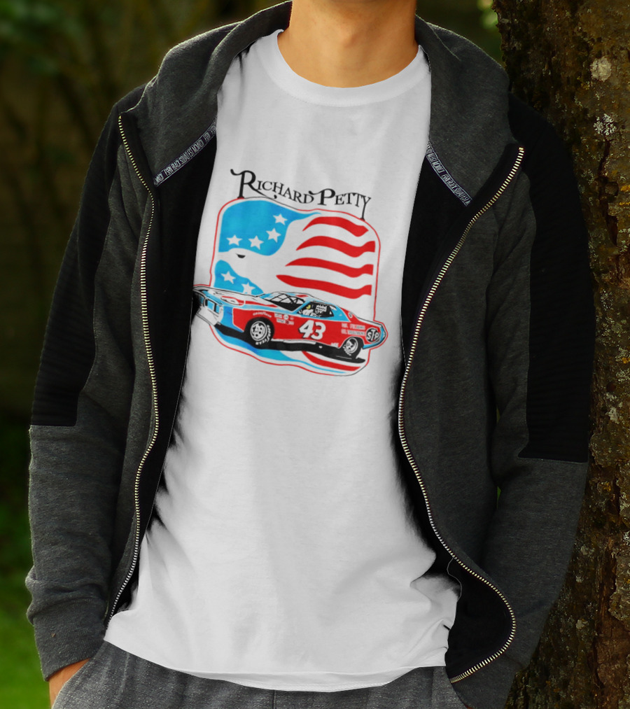 Richard Petty NASCAR Racing Car 43 STP American Flag T-Shirt