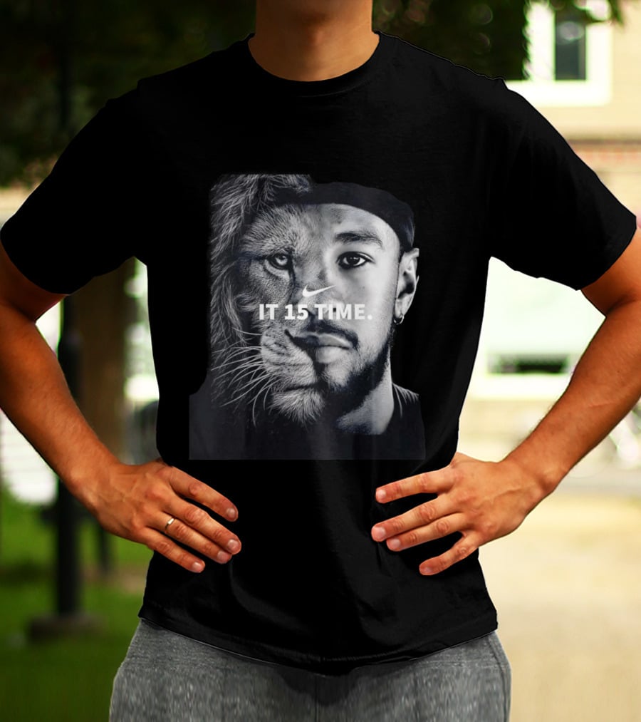 Nike It 15 Time Lion Athlete T-Shirt