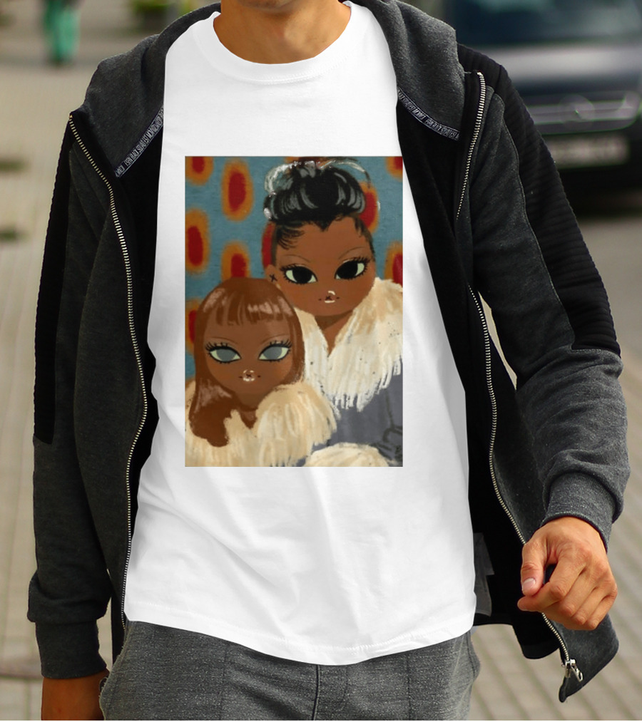 Bratz Dolls Cloe Yasmin Fashion Iconic Style Fur Outfits T-Shirt