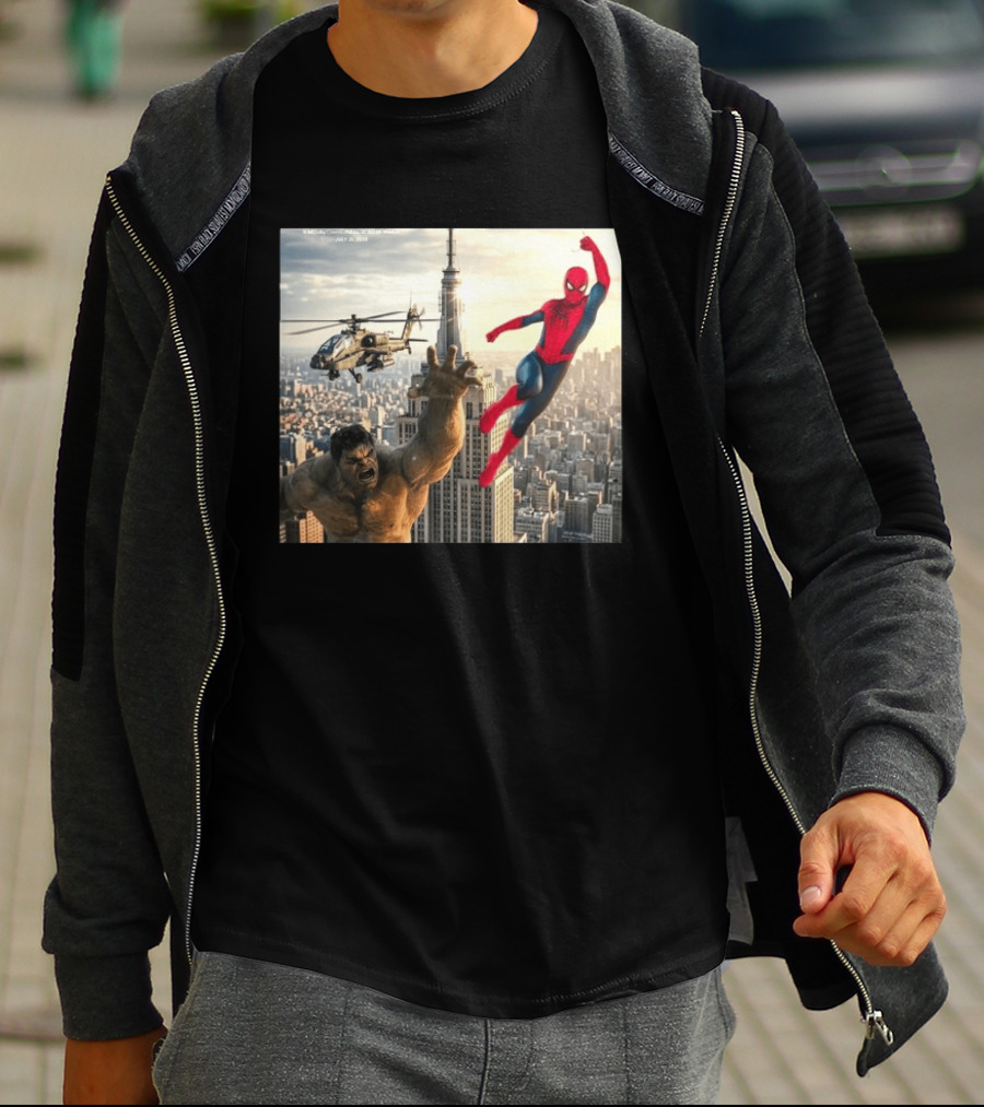 Brand New Day Spider Man And Hulk In Epic New York Battle Scene T-Shirt