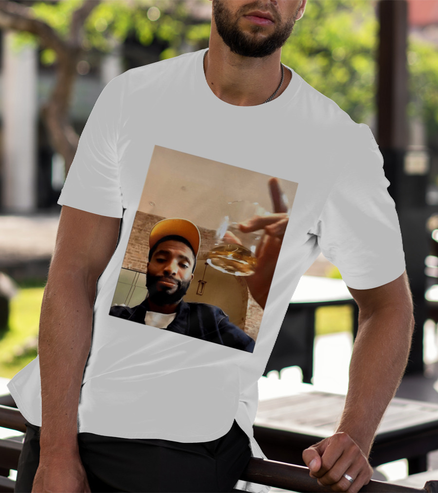 Mikal Bridges New York Knicks Live Stream Hat And Cheers Moment T-Shirt
