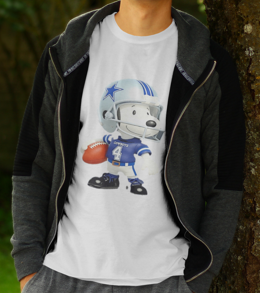 Peanuts Snoopy Cowboys Football Player 4 Helmet Dallas Fan Gear T-Shirt