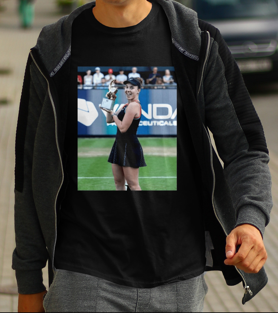 Linda Wins Tennis Title Holding Trophy On Grass Court T-Shirt