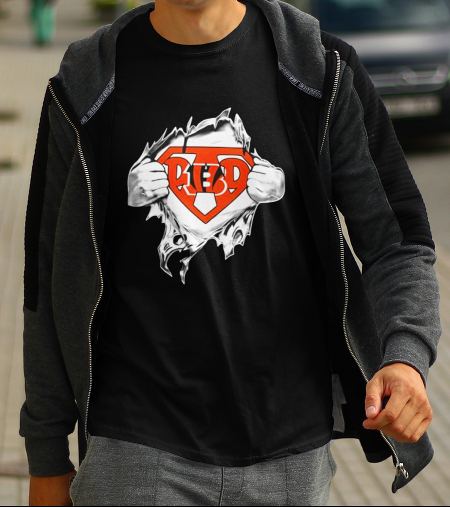 Cincinnati Reds Baseball MLB Super Dad Father's Day Hero Fan T-Shirt